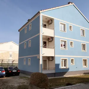 apartments-villa-karlo.splithotels.org/