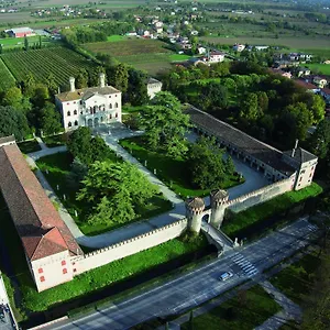 rezervați aici